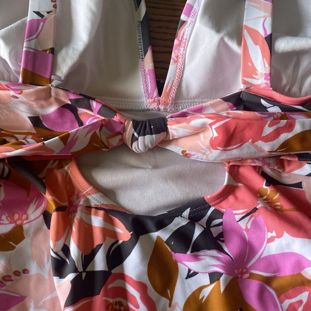 NWT Kona Sol One Piece Swimsuit - Picture 8 of 11